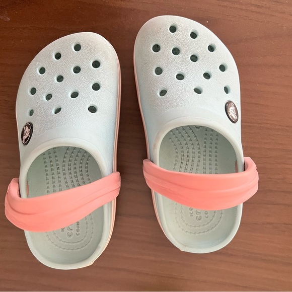 Crocs - Picture 9 of 10